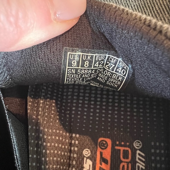 Skechers Men's gray/brown Casual Shoes, size 9, memory foam, air cooled, EUC - Picture 7 of 7